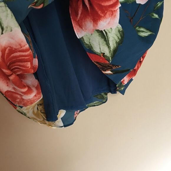 TIMING floralĀ cold shoulder boho dressāāSizeāsmall - Picture 5 of 10